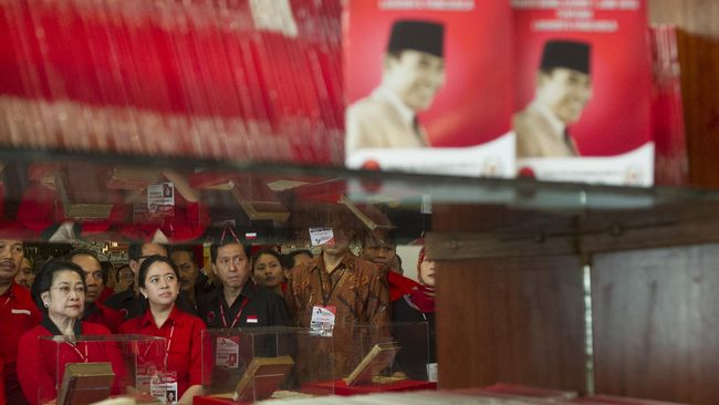 Sekjen PDIP: Jangan Bandingkan Puan dengan Trah Soeharto di Golkar