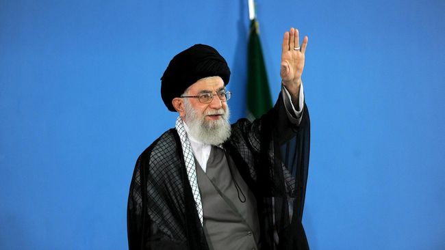 pemimpin-iran-khamenei-tuduh-arab-saudi-khianati-muslim