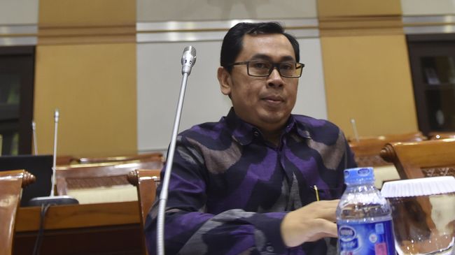 kemenkeu-blak-blakan-soal-kelebihan-tunjangan-guru-rp23-t-era-anies