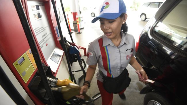Kenaikan Subsidi Solar dan Ketakutan Jokowi di Tahun Politik