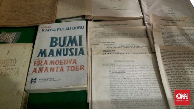 8 Karya Fiksi biar Menjalani Masa Pandemi Makin "Bangsat"