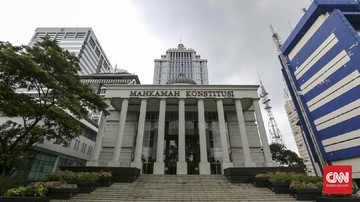 Gugatan Rizal Ramli soal Ambang Batas Presiden Ditolak MK
