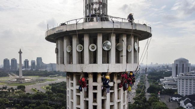 MUI Minta Masjid Bangunkan Sahur Beberapa Kali Tanpa Teriak