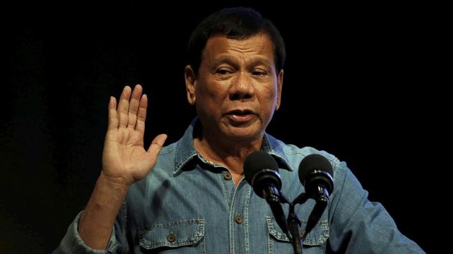 Sebut Tuhan Bodoh, Duterte Minta Maaf 