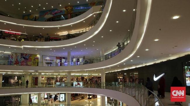 Bappenas Sebut Mal Sepi Karena Konsumen Belanja di Singapura