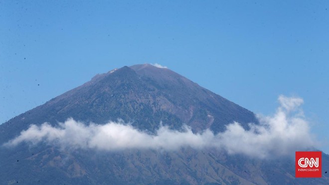 Gubernur Bali Bakal Atur Gunung Jadi Kawasan Suci, Wisatawan Dibatasi