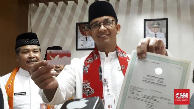 Anies Terbitkan 'Si Dukun', Tiru Cara AS soal Dukcapil