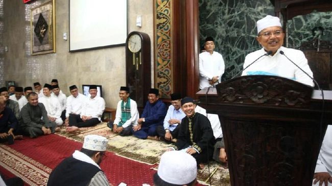  Fadli Zon Sepakat Amien Rais, Ulama Boleh Ceramah Bawa Isu Politik