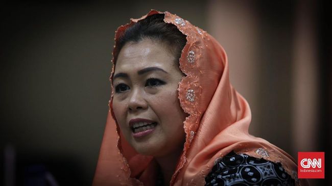 prabowo-sandi-buka-peluang-gaet-yenny-wahid-gabung-timses