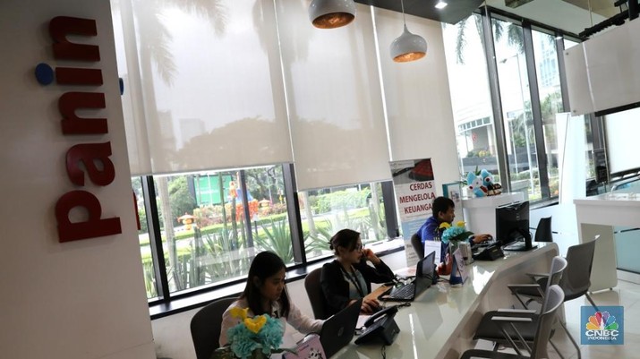 Duarr! KPK Temukan Dokumen Dugaan Suap Pajak di Kantor Panin
