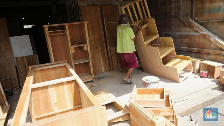 Furnitur China Mulai Banjiri Pasar Indonesia