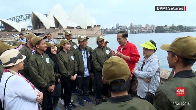 Jokowi Sebut Tren 'Selfie' Mengubah Dunia