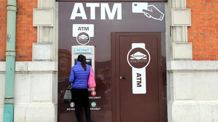 Kacau! 4.000 ATM Bank Ini Tiba-tiba Mati Mendadak