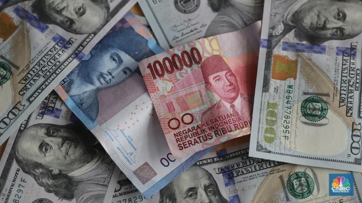 Rupiah Makin Melemah Lawan Dolar AS Siang Ini