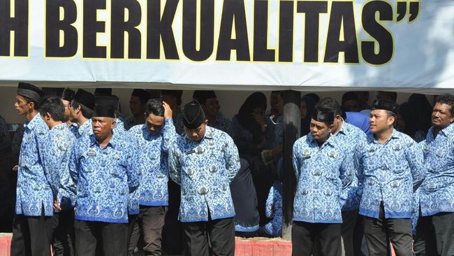 PNS dan Guru Dilaporkan Terbanyak Sebar Hoaks di Medsos