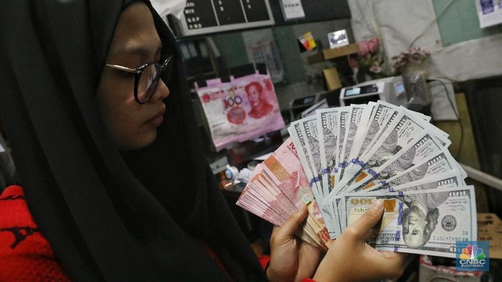 Dolar AS Bisa Tembus Rp 14.000, Ini Proyeksi Lengkapnya!