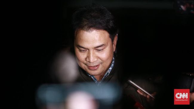 Pimpinan DPR Mengaku Hanya Cek Acak Draft Final UU Ciptaker