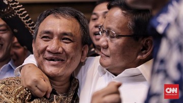 Andi Arief Sebut Prabowo Bikin Gaduh dan Janjinya Irasional