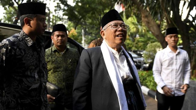 ma-ruf-amin-usul-ada-menteri-pesantren-jika-menang-pilpres