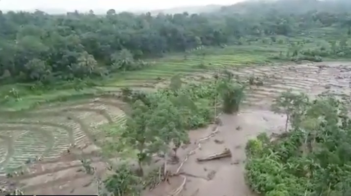 Bencana Lagi, Pak Jokowi! Banjir Bandang, 20 Orang Meninggal di Sumut & Sumbar ...