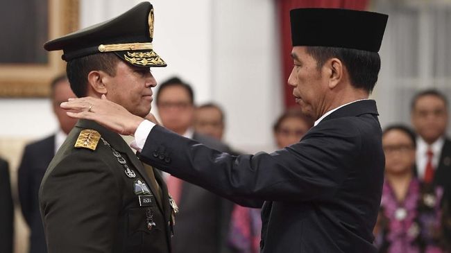 Keputusan Jokowi Lantik Andika Jadi KSAD Dipertanyakan