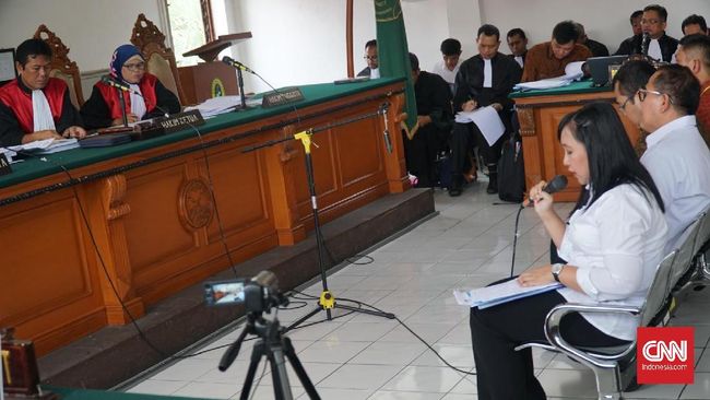 terdakwa-kasus-meikarta-singgung-nama-ridwan-kamil