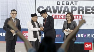 Rocky Gerung Kaget Ma'ruf Lebih Percaya Diri daripada Sandi
