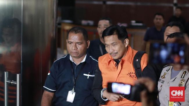 Menteri Jokowi Sumber Amplop Rp8 Miliar
