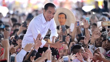 Jokowi Minta Relawannya Bersatu: Jangan Keliru Pilih Pemimpin
