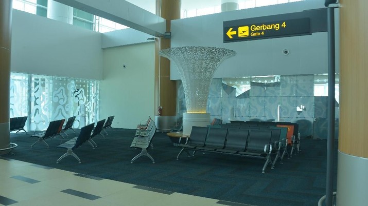Banyak Bandara RI Sepi Bak 'Kuburan', Jokowi Masih Mau Tambah