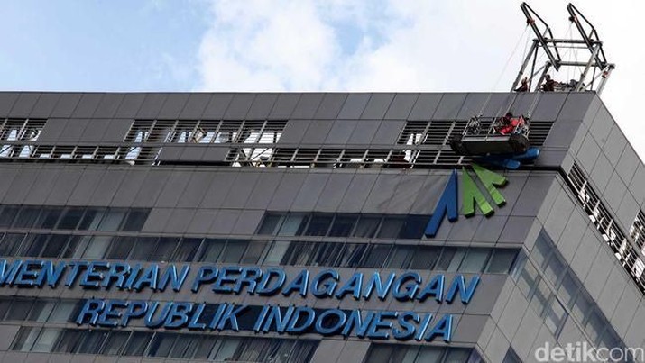 Waduh, Ruang Kerja Mendag Enggartiasto Digeledah KPK!