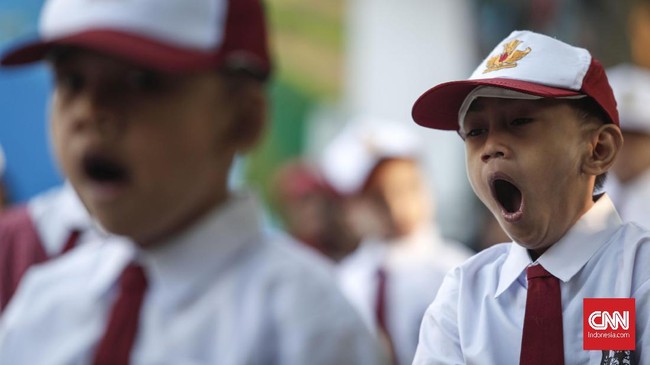 Berbagai Pertanyaan Gak Penting yang Sering Ditanyakan Kaum Julid, Bikin Risih Gan!