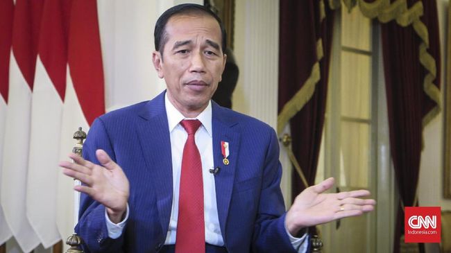 Ernest Sindir Istana Minta Pedemo Pahami Jokowi: Jangan Manja 