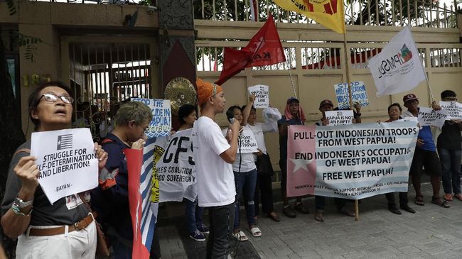 Demo di KBRI, Warga Filipina Desak Pembebasan Papua Barat