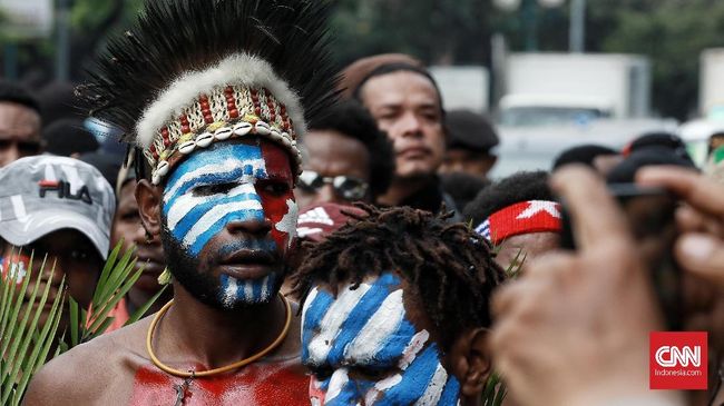 Demo Papua Merdeka di Sorong Ricuh, Dua Brimob Terluka