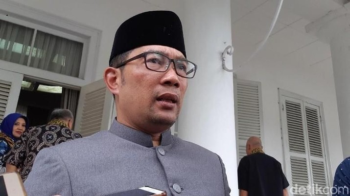 Ridwan Kamil ke Buruh: Pabrik Tutup & PHK, Apa Punya Solusi?