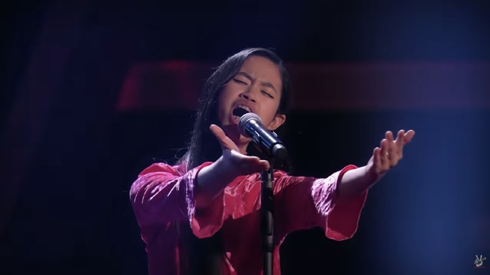 Gadis 18 Tahun Asal Cirebon ini Sukses Mengguncang Panggung The Voice Germany!