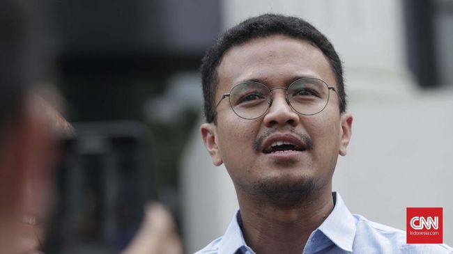 Tinggalkan PAN, Faldo Maldini Resmi Gabung PSI