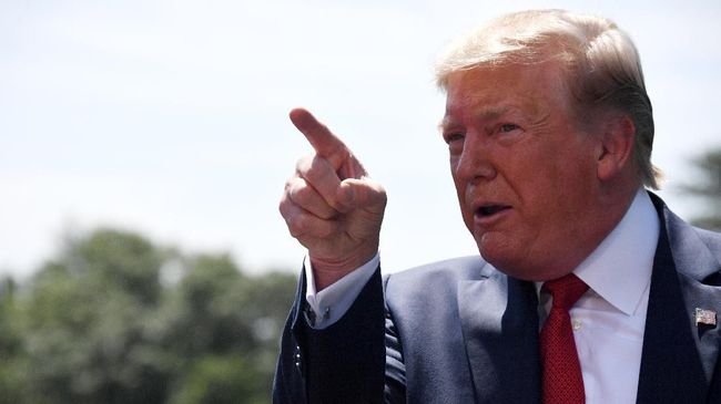 Trump Bersumpah Bakal Buat China Tanggung Jawab soal Corona 