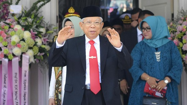 Jubir Minta Polisi Usut Viral Foto Ma'ruf Amin-Kakek Sugiono