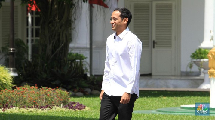 Tunjangan Profesi Disetop Nadiem, Para Guru Kompak Mengeluh!