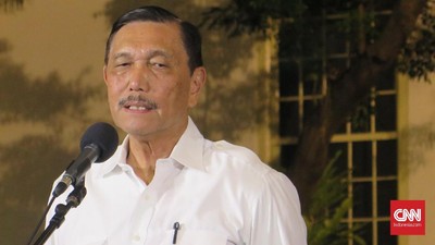 Luhut soal Anies Kritik Subsidi Mobil Listrik: Suruh Datang ke Saya