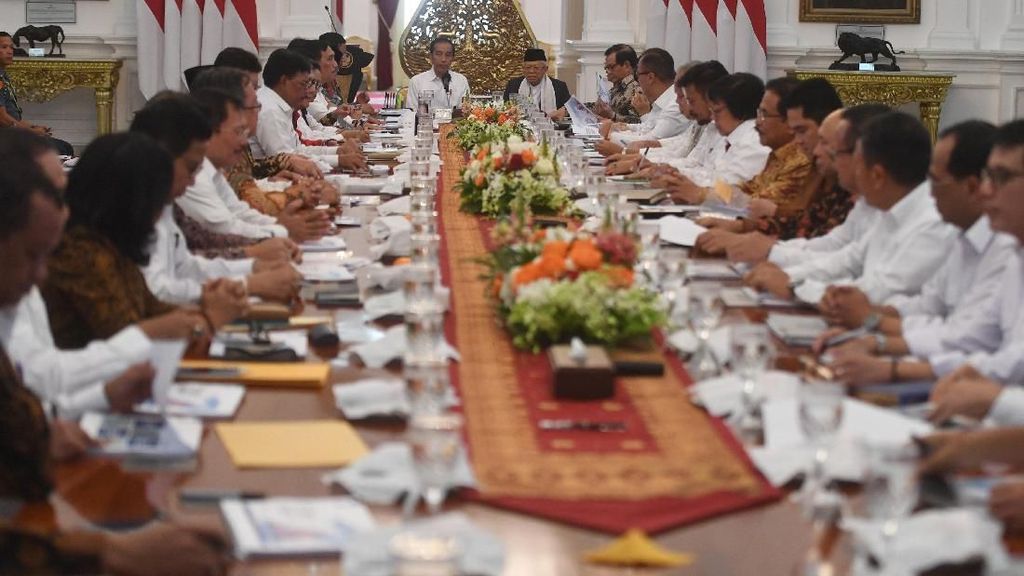 Politikus PDIP Akui Ada Bahasan Opsi Menteri Mundur Kabinet Jokowi