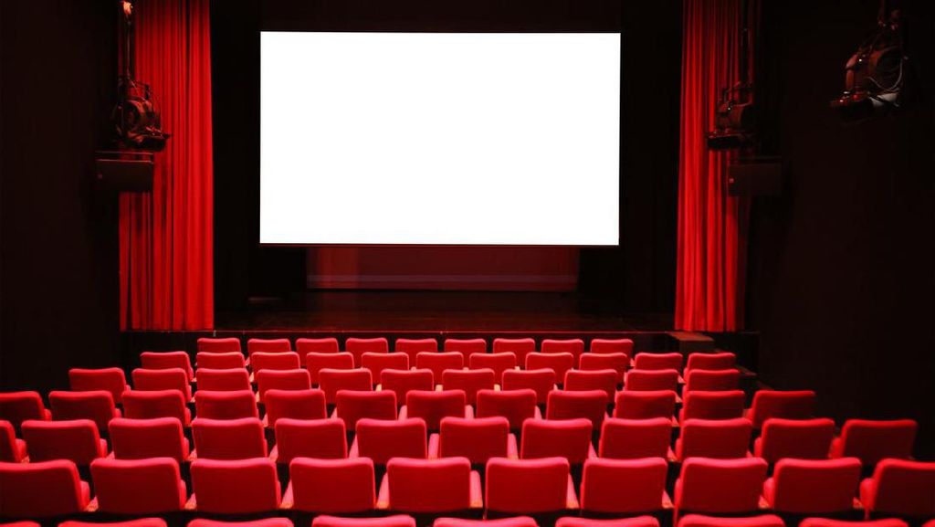 Aceh Tak Punya Bioskop, Warganya Pilih Nonton Film di Medan