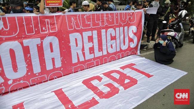 Viral Diduga Bar LGBT Digerebek Warga di Jaksel, Polisi Buka Suara