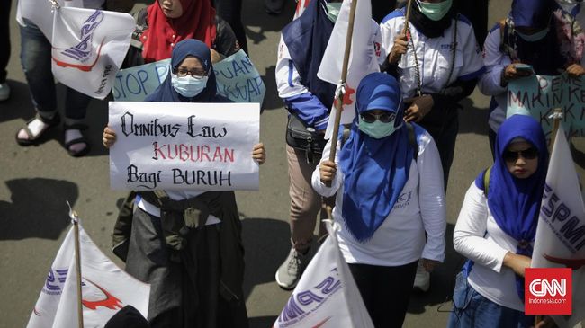 Tolak Omnibus Law, Buruh Jabar Demo di Gedung Sate Hari Ini