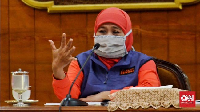 Khofifah Buka Suara, Ungkap Alasan Mobil PCR ke Luar Surabaya