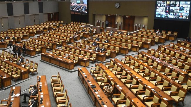 DPR Gelar Rapat Paripurna Sahkan RUU Ciptaker Hari Ini