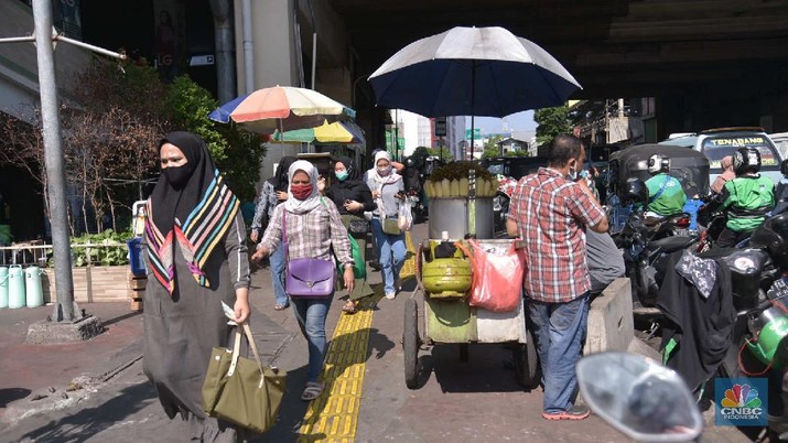 Astaga! Survei Sebut 55% Masyarakat Sulit Cari Makan