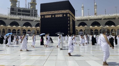 Polisi Ungkap Penipuan Travel Umrah Bikin Jemaah Terlantar di Saudi
